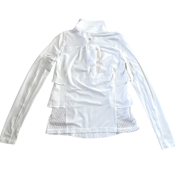 LULULEMON Sun Runner Hybrid Pullover in White, Size 2 - Picture 5 of 12